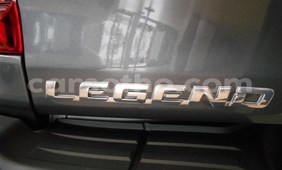 Sayi Na hannu Toyota Hilux Silver Mota in Maseru a Maseru Sayi Na hannu Toyota Hilux Silver Mota in Maseru a Maseru