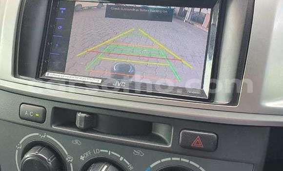 Buy Used Toyota Hilux Silver Car in Maseru in Maseru Buy Used Toyota Hilux Silver Car in Maseru in Maseru