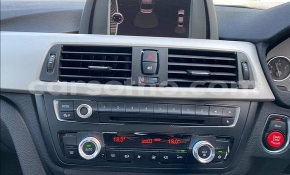 Sayi Na hannu BMW 3–Series Blue Mota in Butha Buthe a Butha-Buthe Sayi Na hannu BMW 3–Series Blue Mota in Butha Buthe a Butha-Buthe