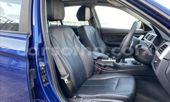 Sayi Na hannu BMW 3–Series Blue Mota in Butha Buthe a Butha-Buthe Sayi Na hannu BMW 3–Series Blue Mota in Butha Buthe a Butha-Buthe