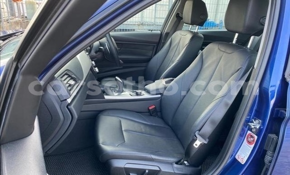 Sayi Na hannu BMW 3–Series Blue Mota in Butha Buthe a Butha-Buthe Sayi Na hannu BMW 3–Series Blue Mota in Butha Buthe a Butha-Buthe