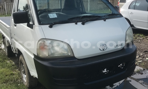 Sayi Imported Toyota LITEACE White Babbar mota in Maseru a Maseru Sayi Imported Toyota LITEACE White Babbar mota in Maseru a Maseru