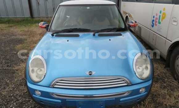 Sayi Na hannu BMW Z1 Blue Mota in Teyateyaneng a Berea Sayi Na hannu BMW Z1 Blue Mota in Teyateyaneng a Berea