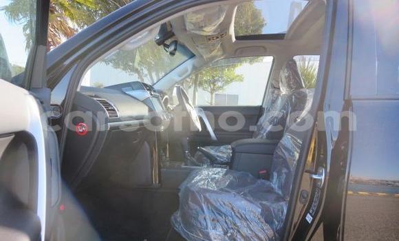 اشتري Imported Toyota Land Cruiser Prado Black سيارة في Butha Buthe في Butha-Buthe اشتري Imported Toyota Land Cruiser Prado Black سيارة في Butha Buthe في Butha-Buthe