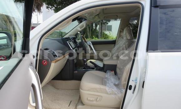 اشتري Imported Toyota Land Cruiser Prado White سيارة في Butha Buthe في Butha-Buthe اشتري Imported Toyota Land Cruiser Prado White سيارة في Butha Buthe في Butha-Buthe