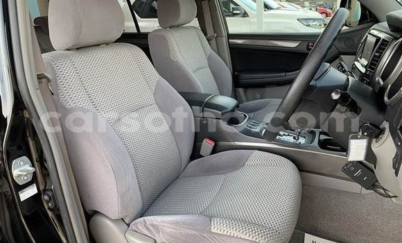 اشتري Imported Toyota Hilux Surf Black سيارة في Butha Buthe في Butha-Buthe اشتري Imported Toyota Hilux Surf Black سيارة في Butha Buthe في Butha-Buthe