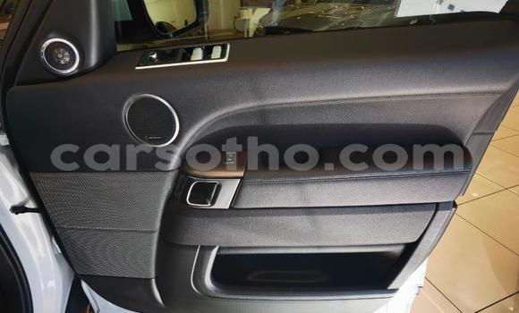 Sayi Na hannu Land Rover Range Rover Sport White Mota in Maseru a Maseru Sayi Na hannu Land Rover Range Rover Sport White Mota in Maseru a Maseru