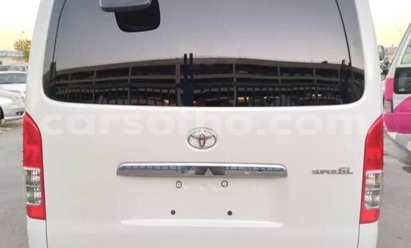 Buy Used Toyota Hiace White Car in Maseru in Maseru Buy Used Toyota Hiace White Car in Maseru in Maseru