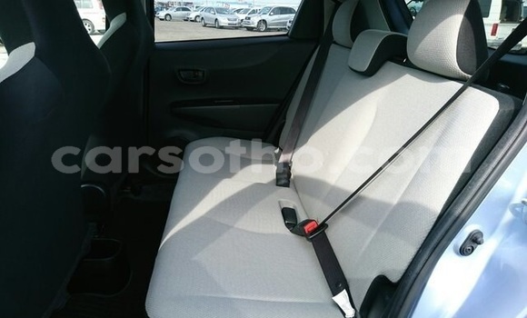 Buy Used Toyota Yaris Blue Car in Maseru in Maseru Buy Used Toyota Yaris Blue Car in Maseru in Maseru