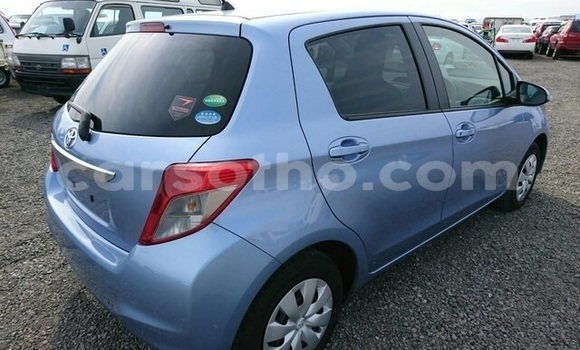Buy Used Toyota Yaris Blue Car in Maseru in Maseru Buy Used Toyota Yaris Blue Car in Maseru in Maseru
