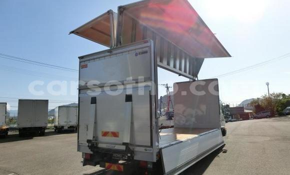 اشتري Imported Hino Ranger White شاحنة في Maseru في Maseru اشتري Imported Hino Ranger White شاحنة في Maseru في Maseru