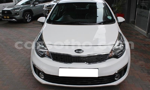 Sayi Na hannu Kia Rio White Mota in Maseru a Maseru Sayi Na hannu Kia Rio White Mota in Maseru a Maseru