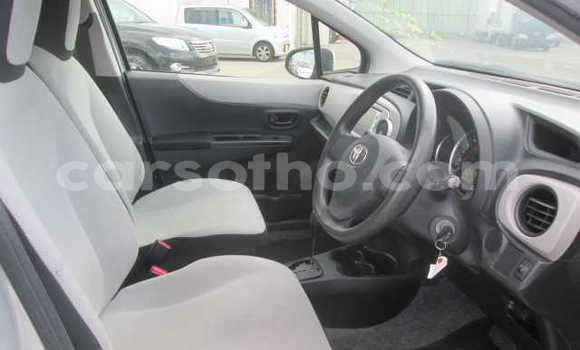 Buy Used Toyota Vitz Silver Car in Mafeteng in Mafeteng Buy Used Toyota Vitz Silver Car in Mafeteng in Mafeteng