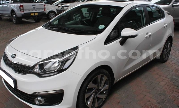 Sayi Na hannu Kia Rio White Mota in Maseru a Maseru Sayi Na hannu Kia Rio White Mota in Maseru a Maseru