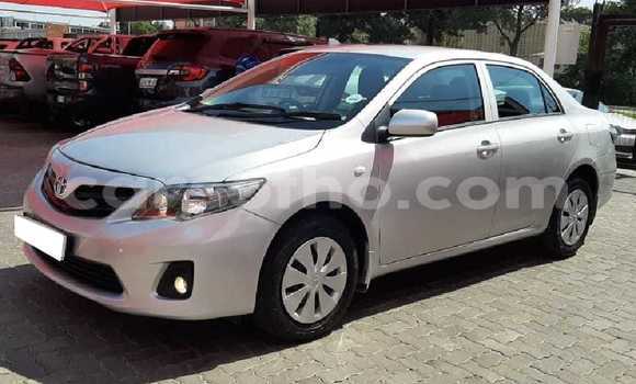 Sayi Na hannu Toyota Corolla Silver Mota in Butha–Buthe a Thaba-Tseka Sayi Na hannu Toyota Corolla Silver Mota in Butha–Buthe a Thaba-Tseka