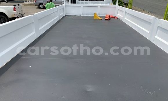 Buy Used Nissan UD White Truck in Maseru in Maseru Buy Used Nissan UD White Truck in Maseru in Maseru