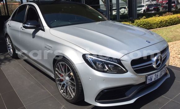 Sayi Na hannu Mercedes-Benz C-klasse Silver Mota in Maseru a Maseru Sayi Na hannu Mercedes-Benz C-klasse Silver Mota in Maseru a Maseru