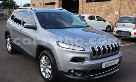 Buy Used Jeep Cherokee Silver Car in Maseru in Maseru Buy Used Jeep Cherokee Silver Car in Maseru in Maseru