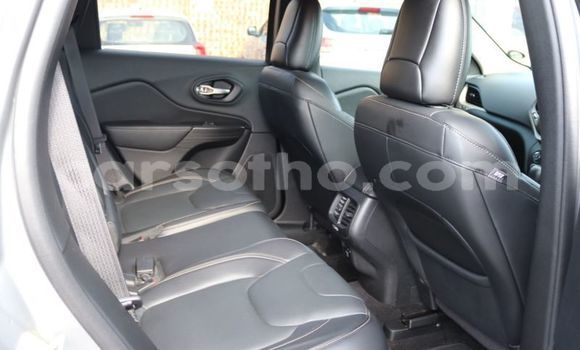 Buy Used Jeep Cherokee Silver Car in Maseru in Maseru Buy Used Jeep Cherokee Silver Car in Maseru in Maseru