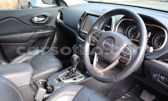 Buy Used Jeep Cherokee Silver Car in Maseru in Maseru Buy Used Jeep Cherokee Silver Car in Maseru in Maseru