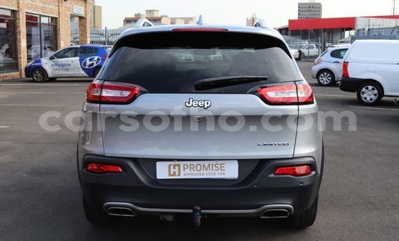 Buy Used Jeep Cherokee Silver Car in Maseru in Maseru Buy Used Jeep Cherokee Silver Car in Maseru in Maseru