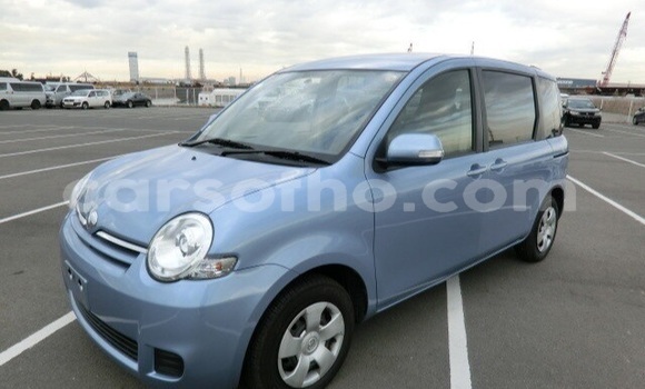 Buy Used Toyota Sienta Blue Car in Maseru in Maseru Buy Used Toyota Sienta Blue Car in Maseru in Maseru