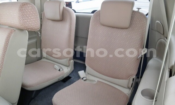 Buy Used Toyota Sienta Blue Car in Maseru in Maseru Buy Used Toyota Sienta Blue Car in Maseru in Maseru