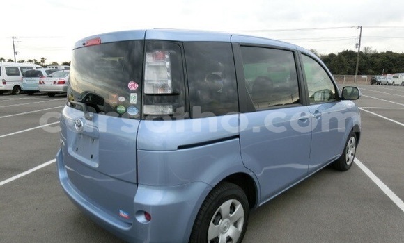 Buy Used Toyota Sienta Blue Car in Maseru in Maseru Buy Used Toyota Sienta Blue Car in Maseru in Maseru