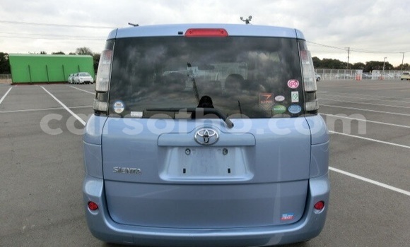 Buy Used Toyota Sienta Blue Car in Maseru in Maseru Buy Used Toyota Sienta Blue Car in Maseru in Maseru