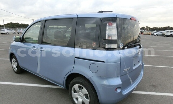 Buy Used Toyota Sienta Blue Car in Maseru in Maseru Buy Used Toyota Sienta Blue Car in Maseru in Maseru