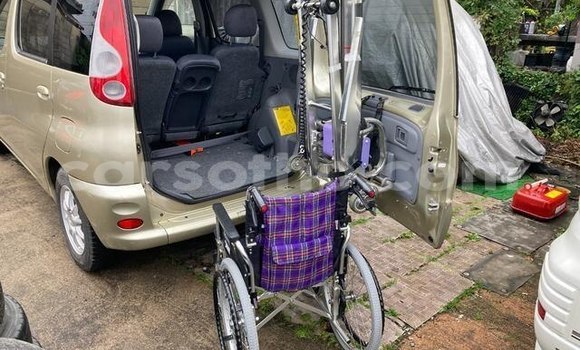 Sayi Na hannu Toyota FunCargo Other Mota in Mafeteng a Mafeteng Sayi Na hannu Toyota FunCargo Other Mota in Mafeteng a Mafeteng