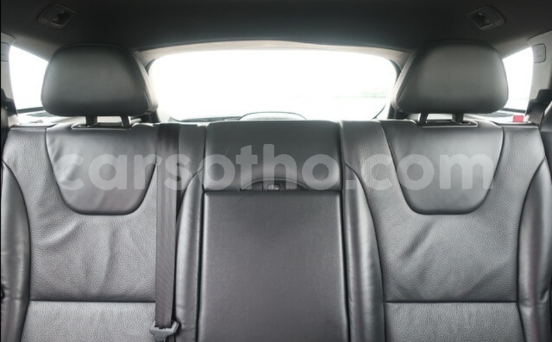 Big with watermark volvo v60 butha buthe butha buthe 23736