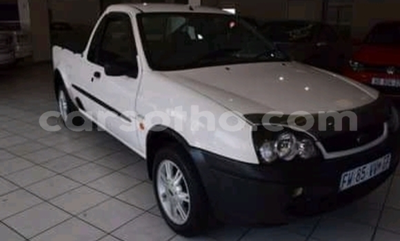 Sayi Na hannu Ford Capri White Mota in Butha–Buthe a Thaba-Tseka Sayi Na hannu Ford Capri White Mota in Butha–Buthe a Thaba-Tseka