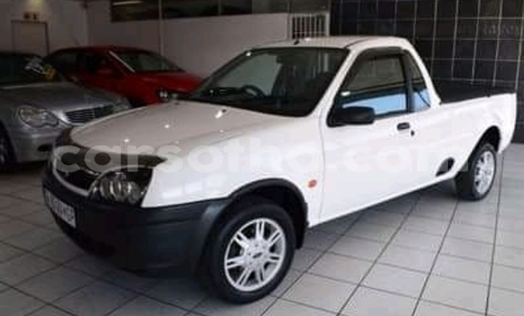 Sayi Na hannu Ford Capri White Mota in Butha–Buthe a Thaba-Tseka Sayi Na hannu Ford Capri White Mota in Butha–Buthe a Thaba-Tseka