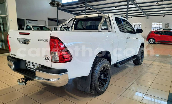 Buy Used Toyota Hilux White Car in Maseru in Maseru Buy Used Toyota Hilux White Car in Maseru in Maseru