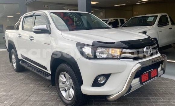 Buy Used Toyota Hilux White Car in Maseru in Maseru Buy Used Toyota Hilux White Car in Maseru in Maseru
