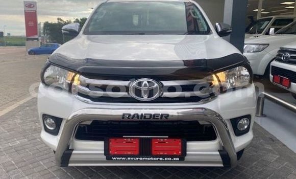 Buy Used Toyota Hilux White Car in Maseru in Maseru Buy Used Toyota Hilux White Car in Maseru in Maseru