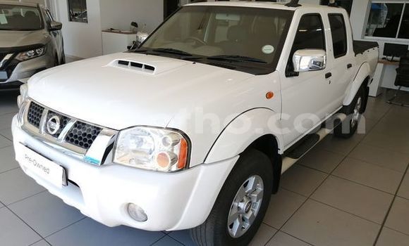 اشتري مستعمل Nissan Hardbody White سيارة في Maseru في Maseru اشتري مستعمل Nissan Hardbody White سيارة في Maseru في Maseru