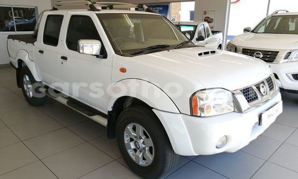 اشتري مستعمل Nissan Hardbody White سيارة في Maseru في Maseru اشتري مستعمل Nissan Hardbody White سيارة في Maseru في Maseru