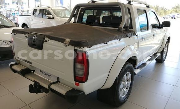 اشتري مستعمل Nissan Hardbody White سيارة في Maseru في Maseru اشتري مستعمل Nissan Hardbody White سيارة في Maseru في Maseru