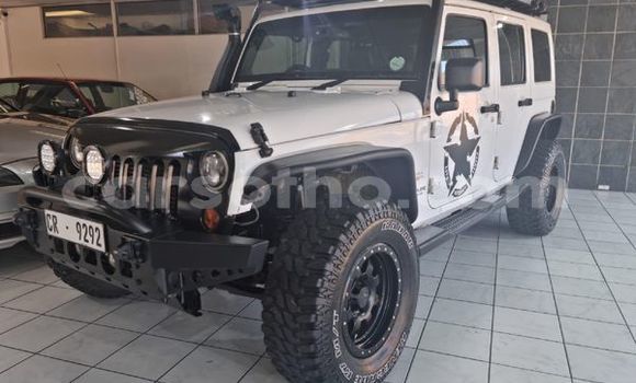 Buy Used Jeep Wrangler White Car in Maseru in Maseru Buy Used Jeep Wrangler White Car in Maseru in Maseru
