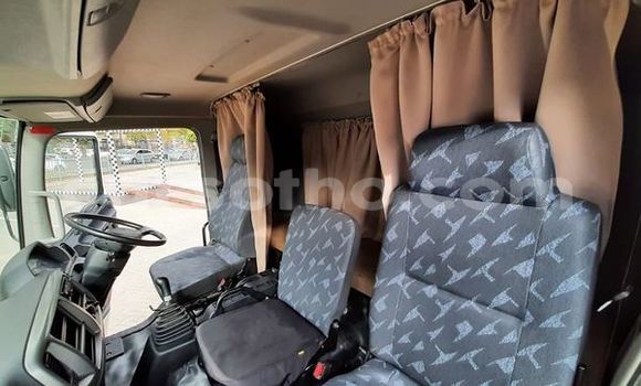 Buy Used Hino 300 Series White Truck in Maseru in Maseru Buy Used Hino 300 Series White Truck in Maseru in Maseru