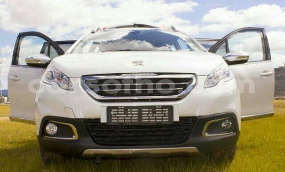 Sayi Na hannu Peugeot 3008 White Mota in Maseru a Maseru