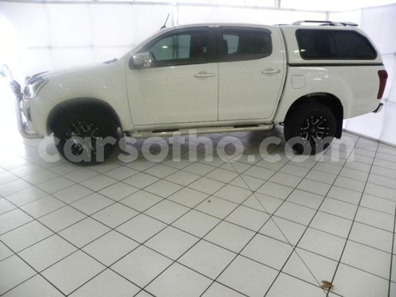 Big with watermark isuzu d max maseru maseru 23755