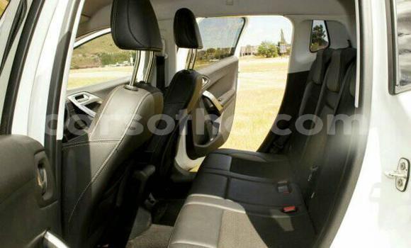Acheter Occasion Voiture Peugeot 3008 Blanc à Maseru, Maseru Acheter Occasion Voiture Peugeot 3008 Blanc à Maseru, Maseru