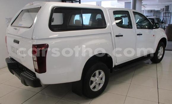 Buy Used Isuzu KB White Car in Maseru in Maseru Buy Used Isuzu KB White Car in Maseru in Maseru