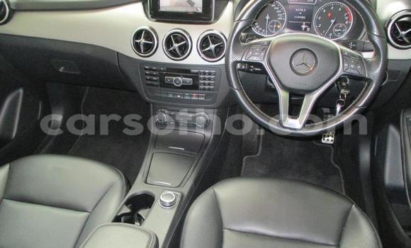 Acheter Occasion Voiture Mercedes-Benz B-klasse Gris à Maseru, Maseru Acheter Occasion Voiture Mercedes-Benz B-klasse Gris à Maseru, Maseru