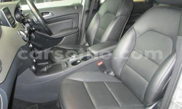 Acheter Occasion Voiture Mercedes-Benz B-klasse Gris à Maseru, Maseru Acheter Occasion Voiture Mercedes-Benz B-klasse Gris à Maseru, Maseru