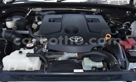 Buy Used Toyota Hilux White Car in Maseru in Maseru Buy Used Toyota Hilux White Car in Maseru in Maseru