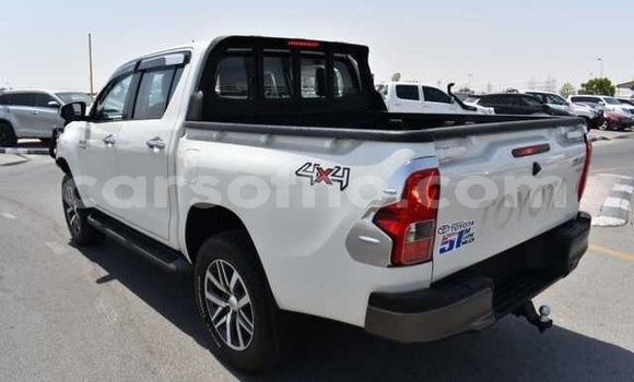 Buy Used Toyota Hilux White Car in Maseru in Maseru Buy Used Toyota Hilux White Car in Maseru in Maseru